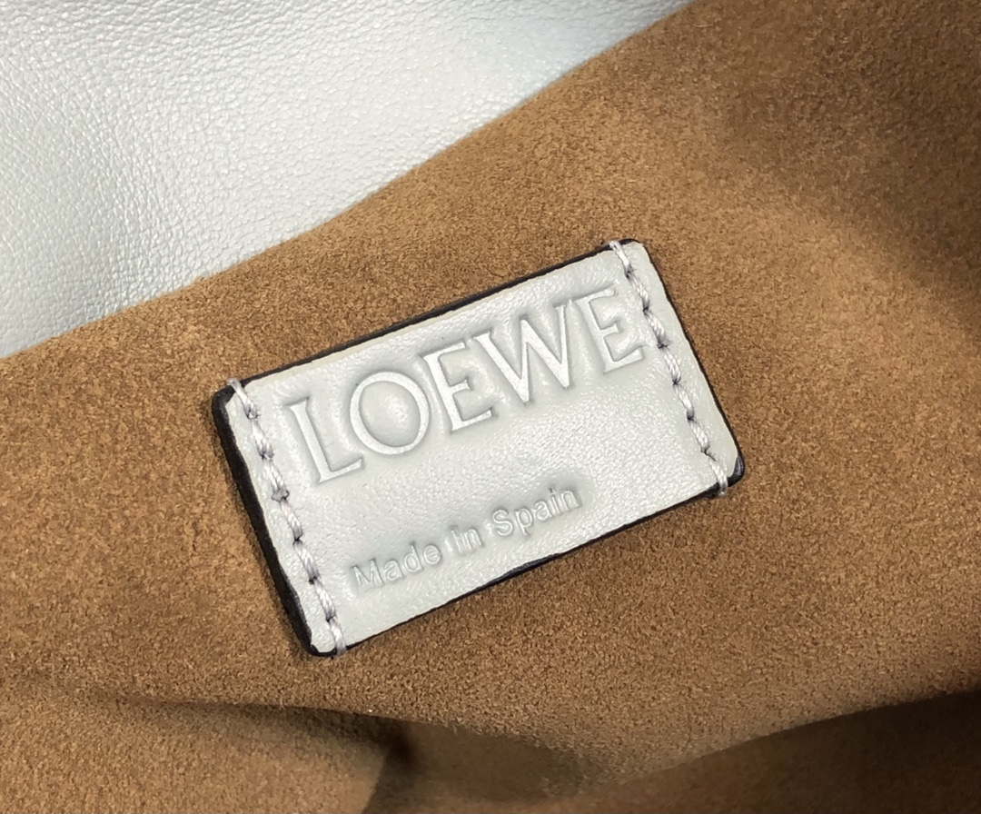 Loewe A411FC1X83 Flamenco clutch in Nappa Calfskin Loe8008