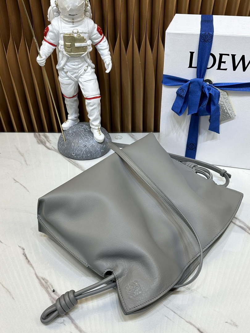 Loewe A411FC1X83 Flamenco clutch in Nappa Calfskin Loe8012