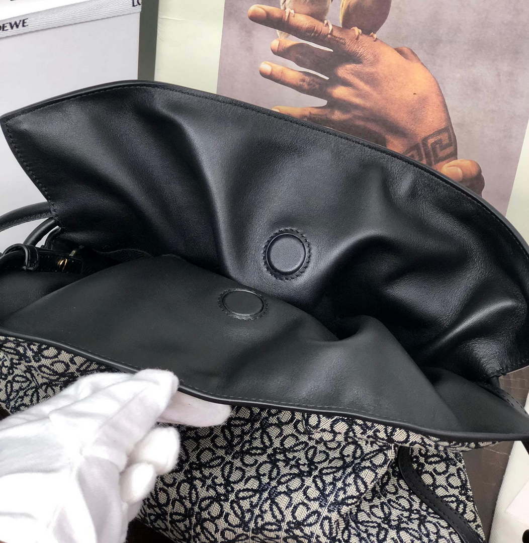 Loewe A411FC1X83 Flamenco clutch in Nappa Calfskin Loe8015