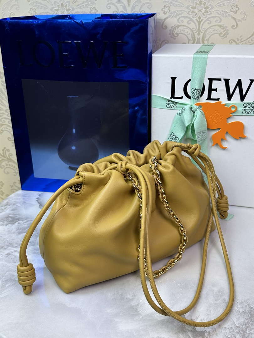 Loewe A411FCRX02 Medium Flamenco purse in mellow nappa lambskin L9017