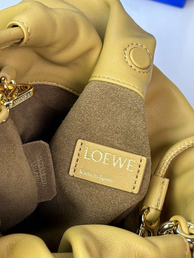 Loewe A411FCRX02 Medium Flamenco purse in mellow nappa lambskin L9017