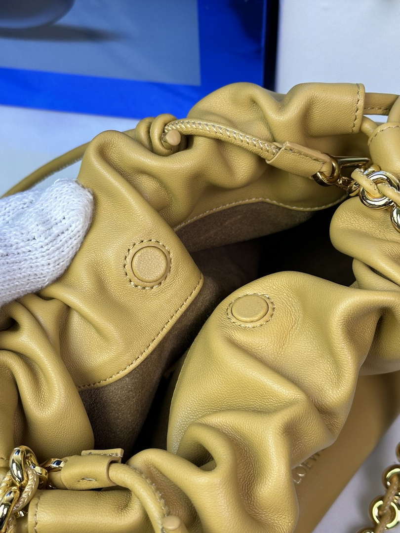 Loewe A411FCRX02 Medium Flamenco purse in mellow nappa lambskin L9017