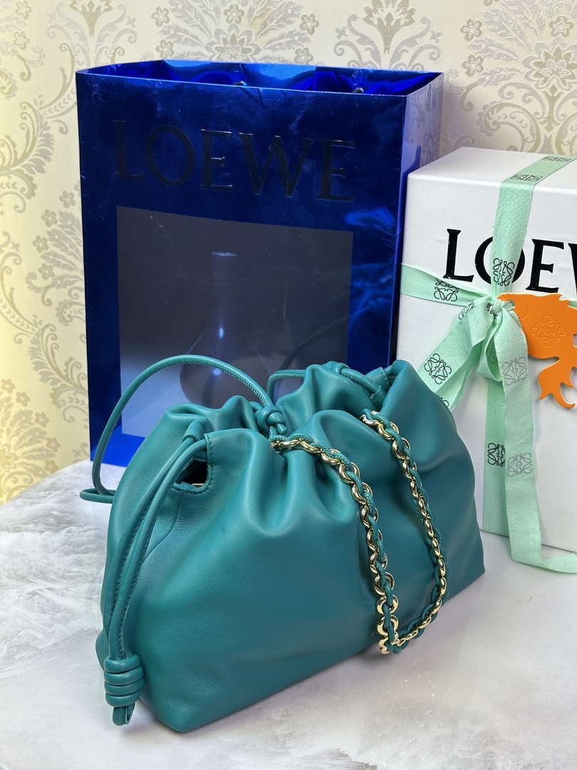 Loewe A411FCRX02 Medium Flamenco purse in mellow nappa lambskin L9018