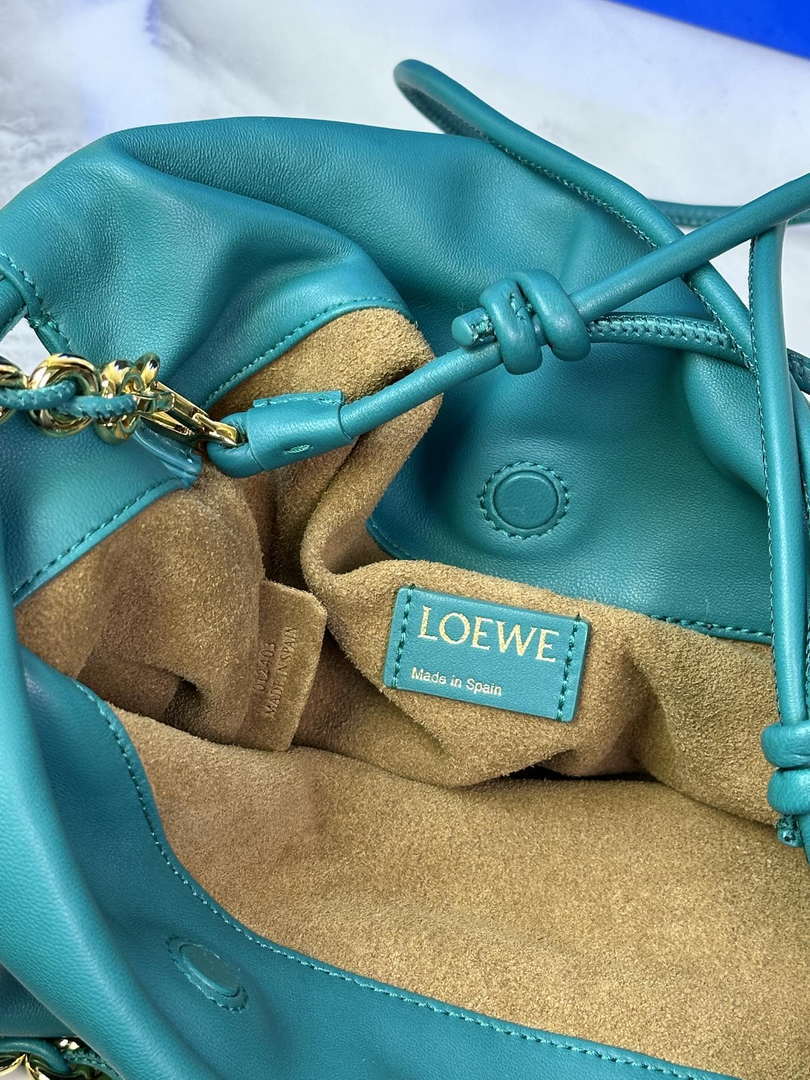 Loewe A411FCRX02 Medium Flamenco purse in mellow nappa lambskin L9018