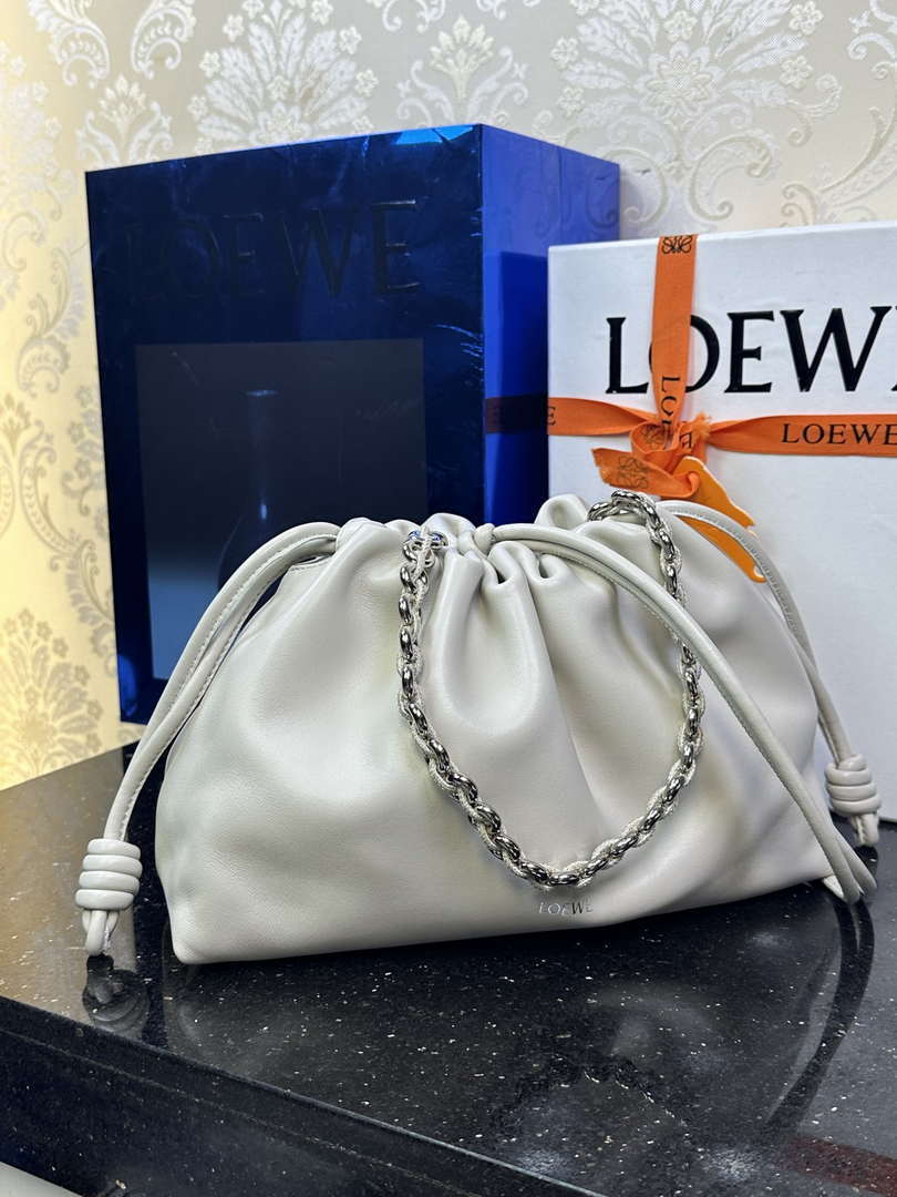 Loewe A411FCRX02 Medium Flamenco purse in mellow nappa lambskin L9020