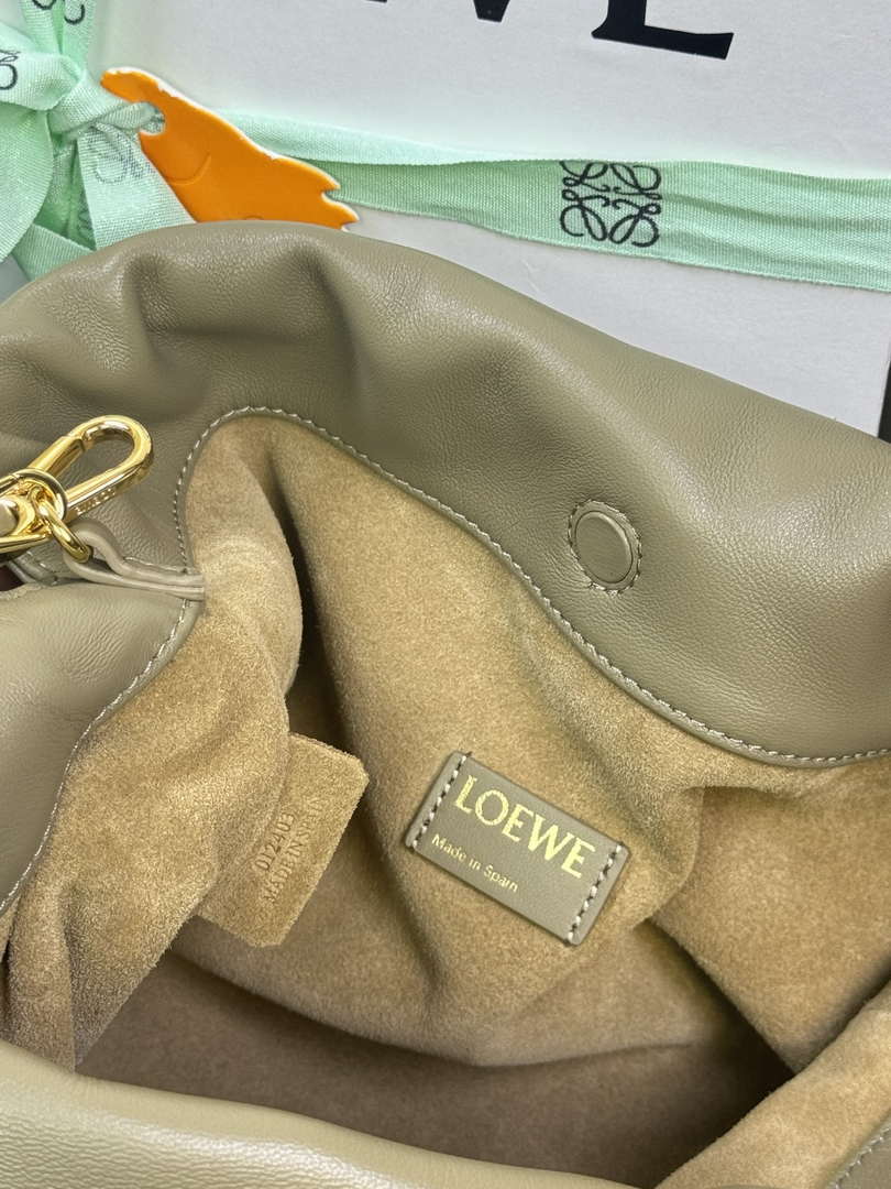 Loewe A411FCRX02 Medium Flamenco purse in mellow nappa lambskin L9021