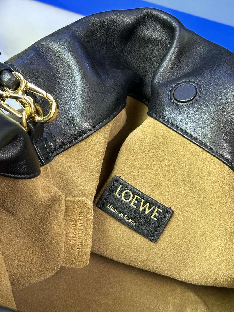 Loewe A411FCRX02 Medium Flamenco purse in mellow nappa lambskin L9022