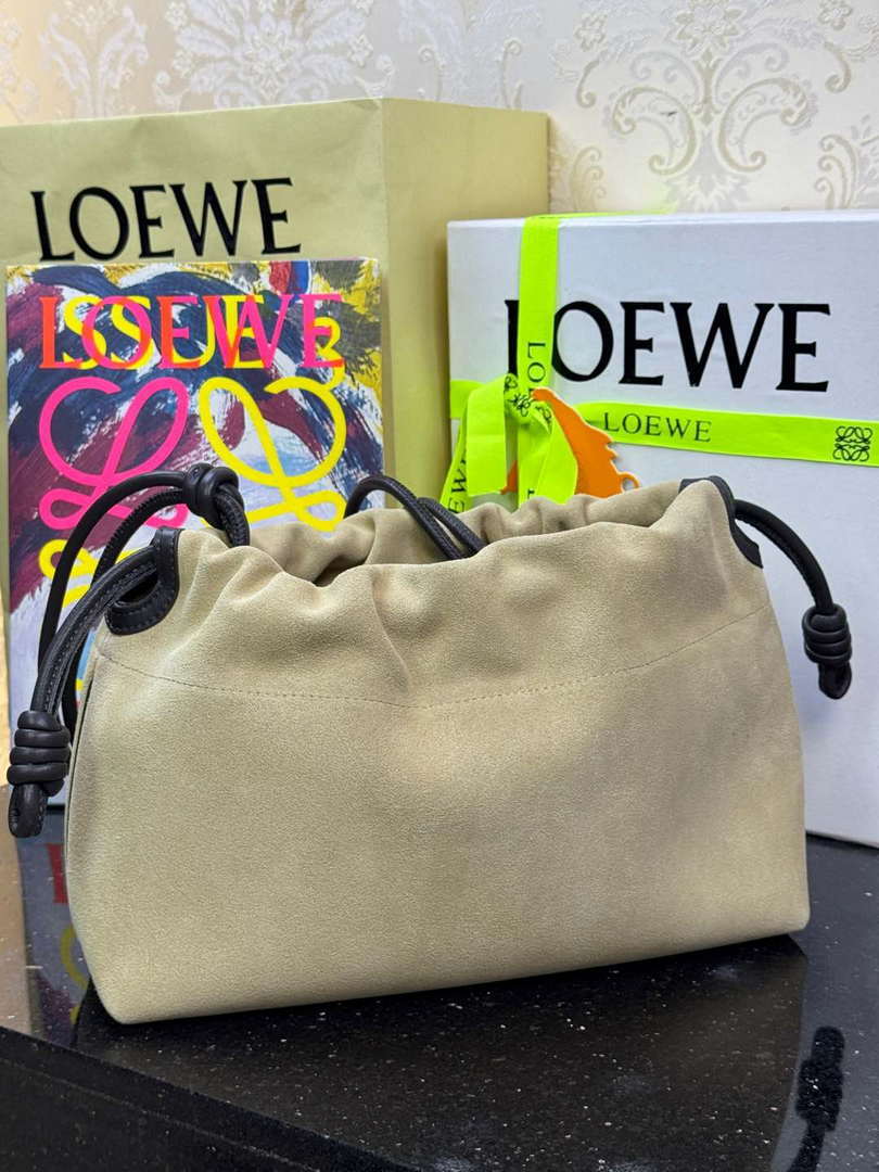 Loewe A411FCRX02 Medium Flamenco purse in mellow nappa lambskin L9024