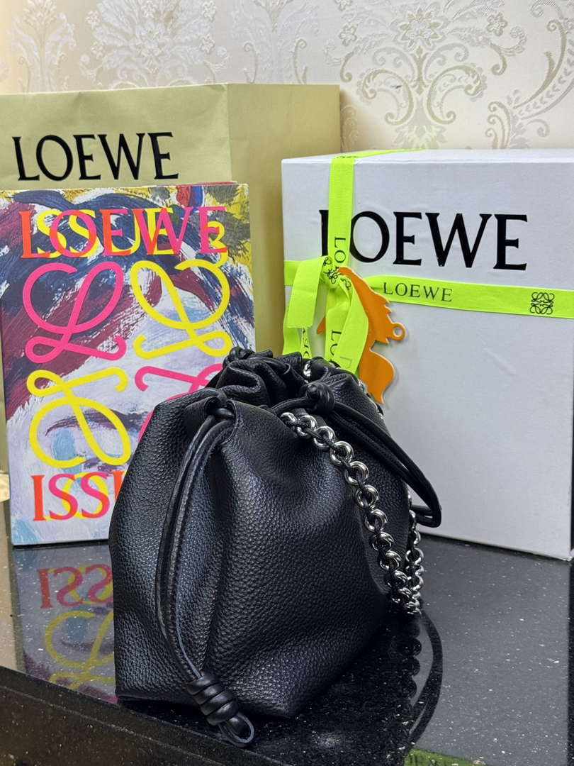 Loewe A411FCRX02 Medium Flamenco purse in mellow nappa lambskin L9023