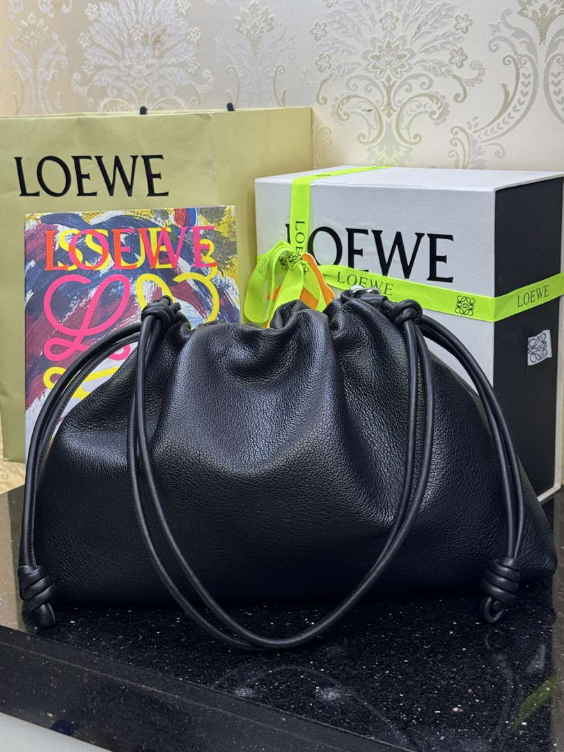 Loewe A411FPDX01 Large Flamenco purse in mellow nappa lambskin L9011