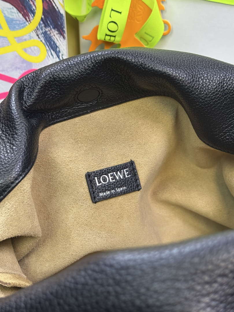 Loewe A411FPDX01 Large Flamenco purse in mellow nappa lambskin L9011