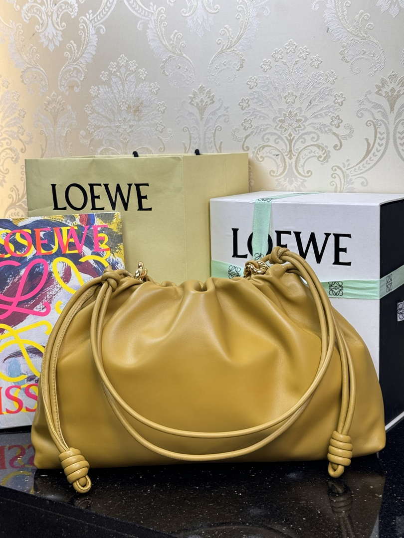 Loewe A411FPDX01 Large Flamenco purse in mellow nappa lambskin L9014