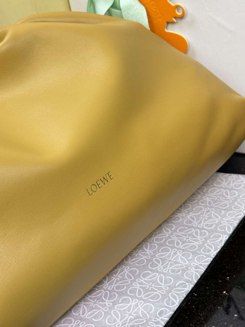 Loewe A411FPDX01 Large Flamenco purse in mellow nappa lambskin L9014