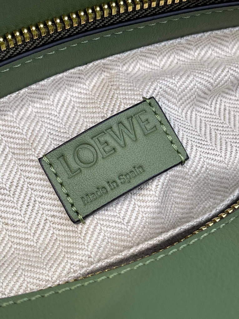 Loewe  A510J67X01 Puzzle Hobo Bag in Nappa Calfskin Avocado Green