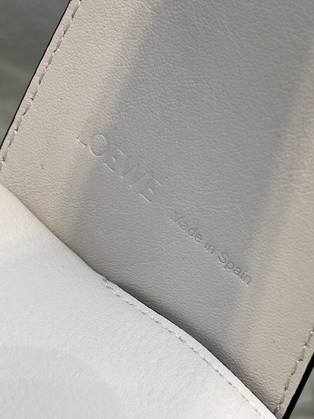 Loewe  A510J67X01 Puzzle Hobo Bag in Nappa Calfskin Soft White