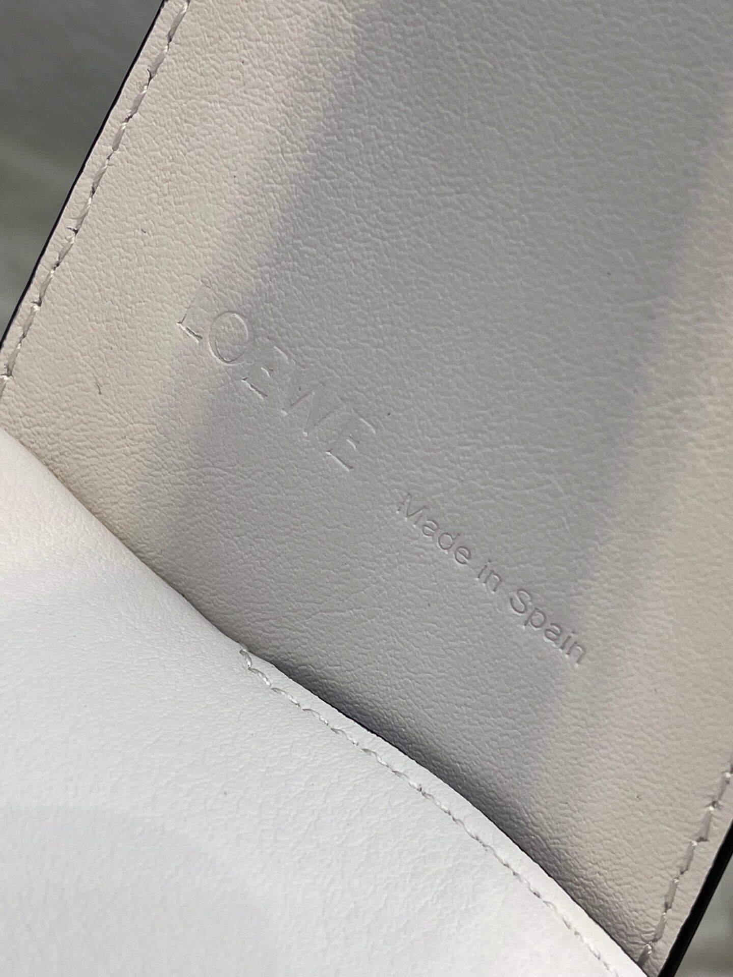 Loewe  A510J67X01 Puzzle Hobo Bag in Nappa Calfskin Soft White