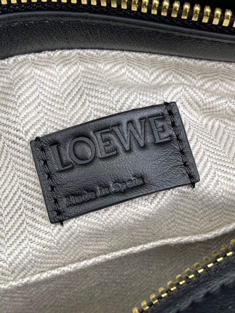 Loewe  A510J67X01 Puzzle Hobo Bag in Nappa Calfskin Black