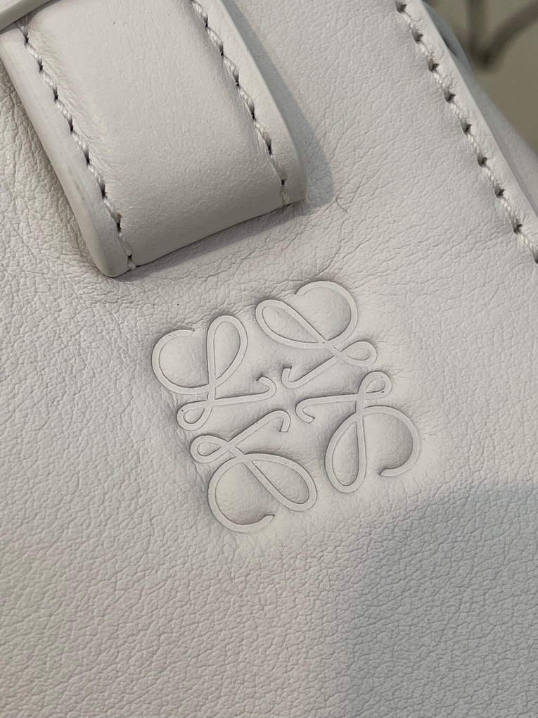 Loewe A538H04X02 Hammock Nugget Bag in Nappa Calfskin White