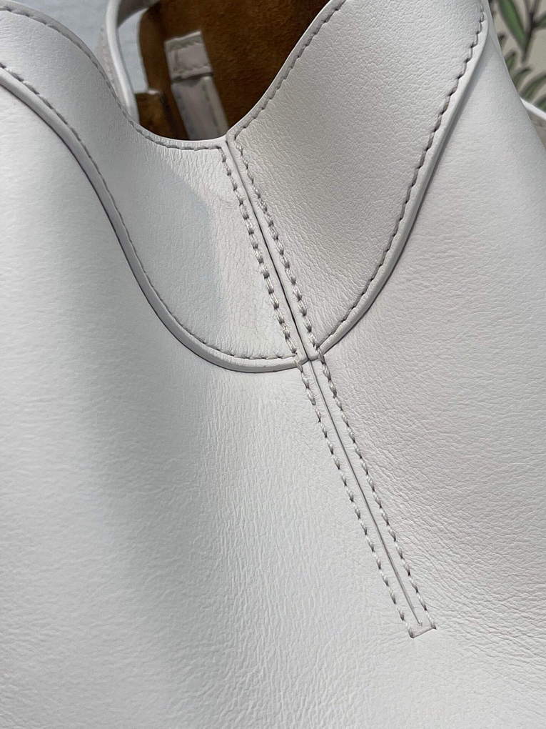 Loewe A538H04X02 Hammock Nugget Bag in Nappa Calfskin White