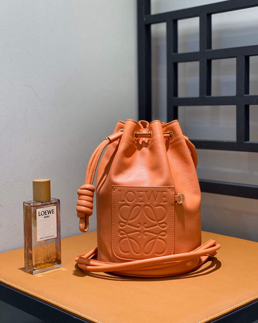 Loewe A734Z18X11 Small Sailor bag in nappa calf  Coral Reef