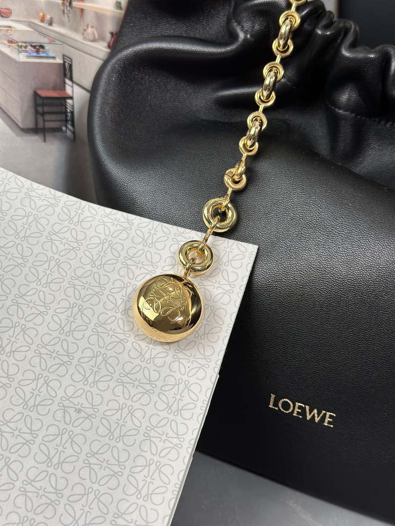 Loewe A914NCHX01 Small Squeeze bag in nappa lambskin Black