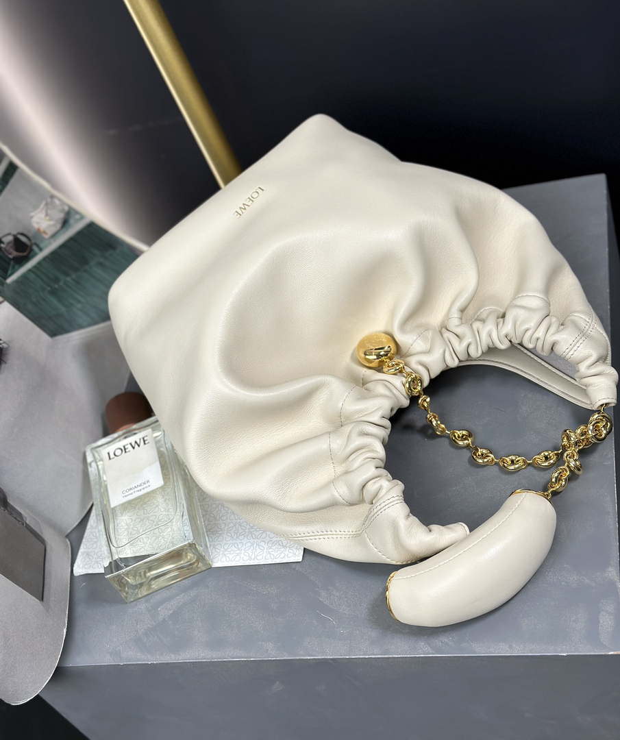 Loewe A914NCHX01 Small Squeeze bag in nappa lambskin White