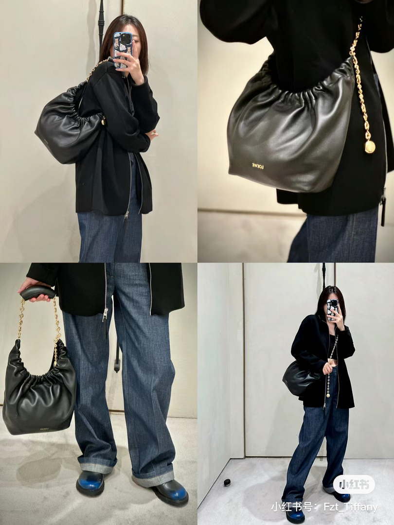Loewe A914Q37X01 Medium Squeeze bag in nappa lambskin Black