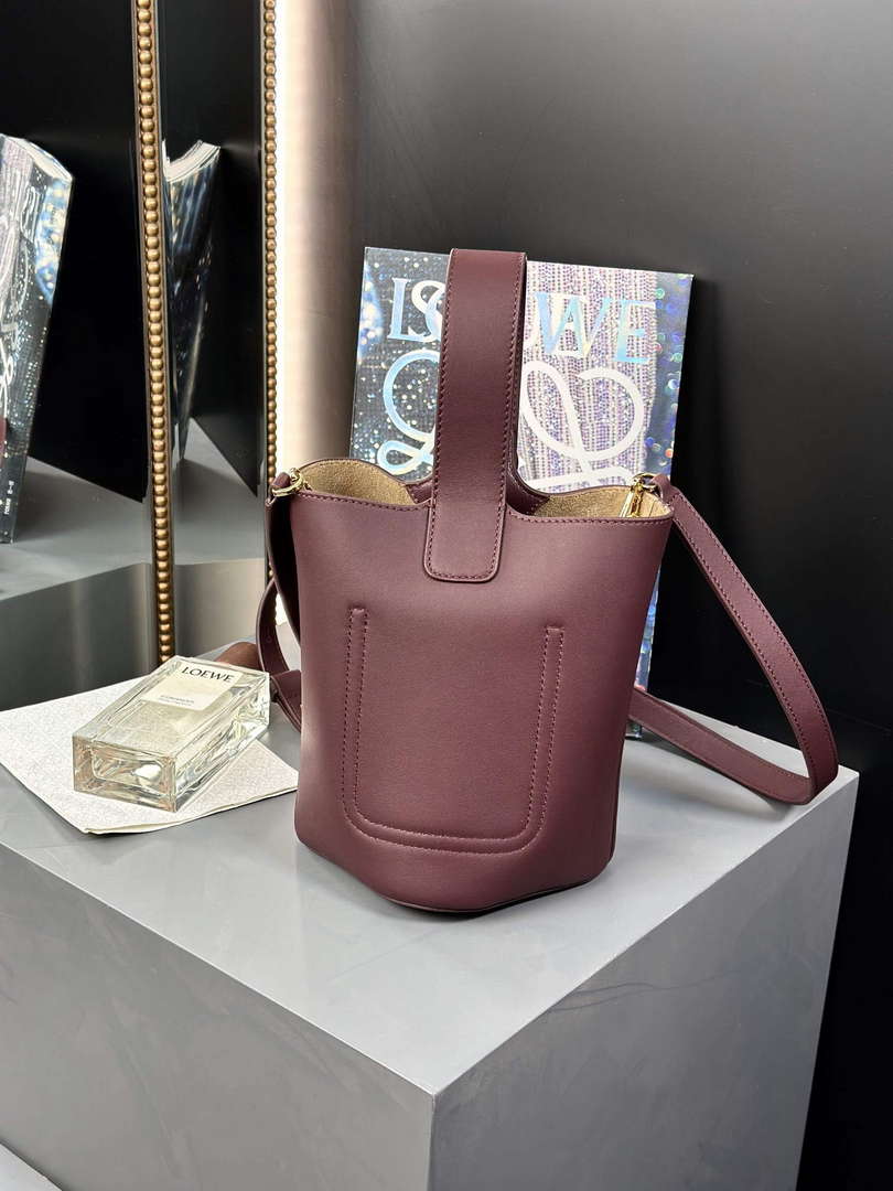 Loewe AANBBBMX01 Mini Pebble Bucket Bag in mellow calfskin Dark Burgundy