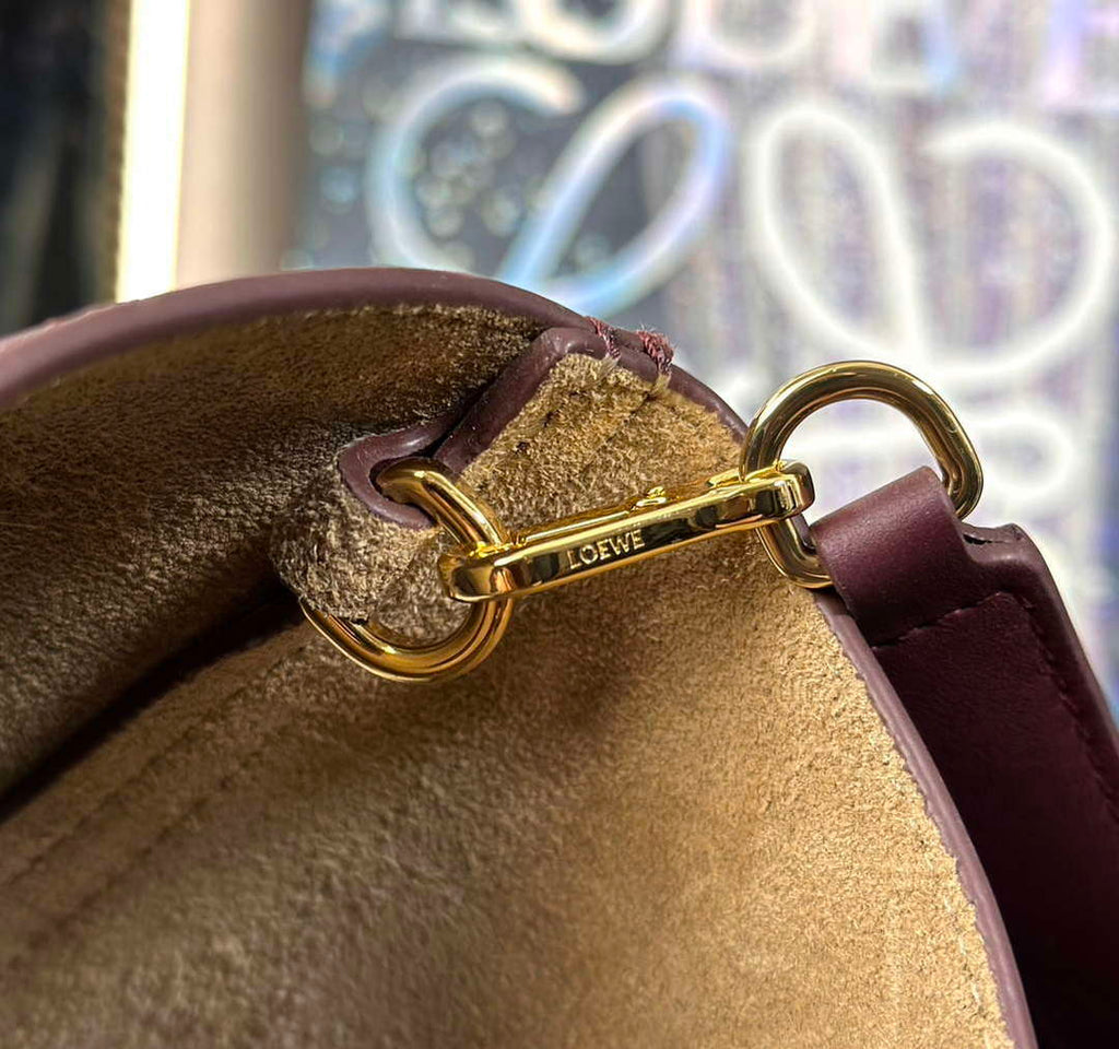 Loewe AANBBBMX01 Mini Pebble Bucket Bag in mellow calfskin Dark Burgundy