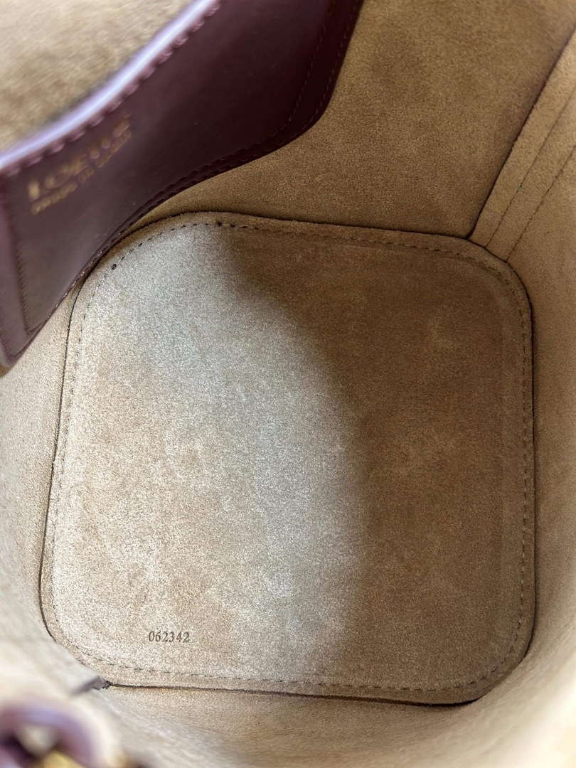 Loewe AANBBBMX01 Mini Pebble Bucket Bag in mellow calfskin Dark Burgundy
