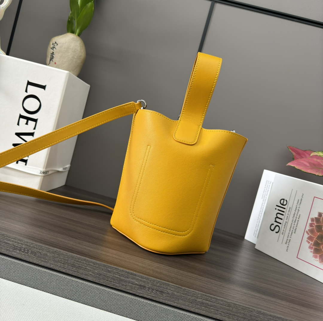 Loewe AANBBBMX01 Mini Pebble Bucket Bag in mellow calfskin Yellow