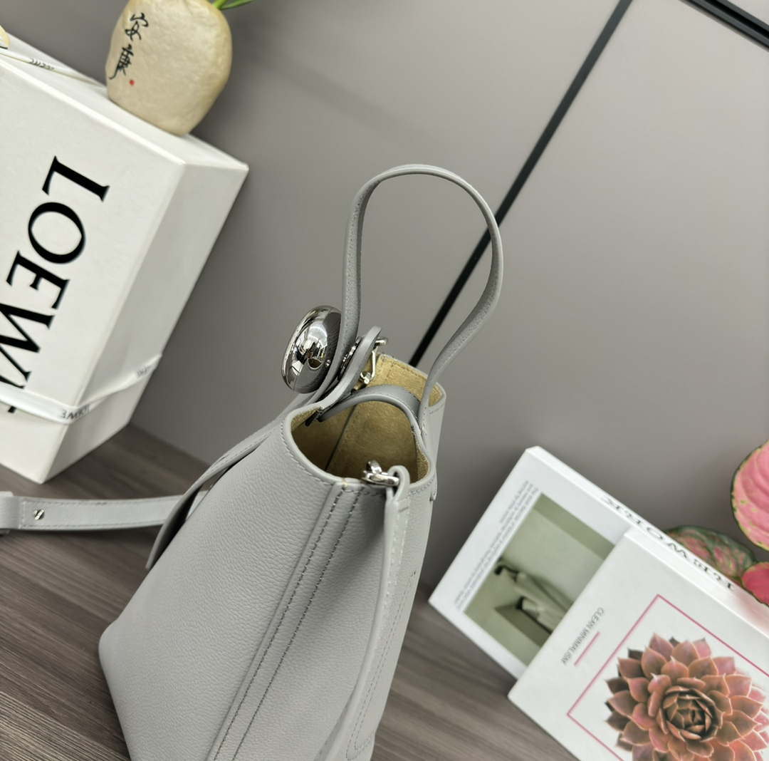 Loewe AANBBBMX01 Mini Pebble Bucket Bag in mellow calfskin Gray