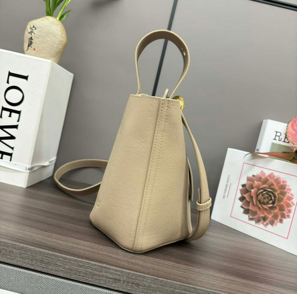 Loewe AANBBBMX01 Mini Pebble Bucket Bag in mellow calfskin Apricot