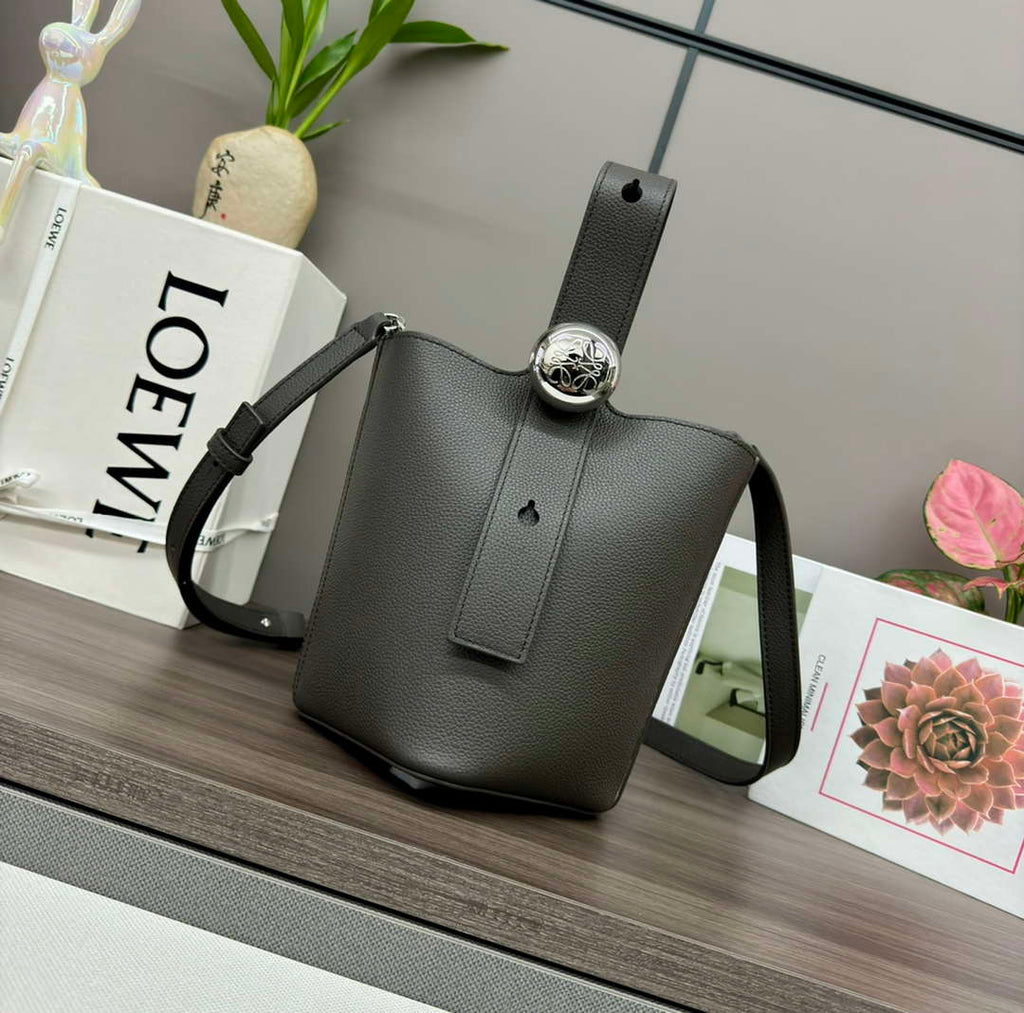 Loewe AANBBBMX02 Mini Pebble Bucket bag in soft grained calfskin Loe8011