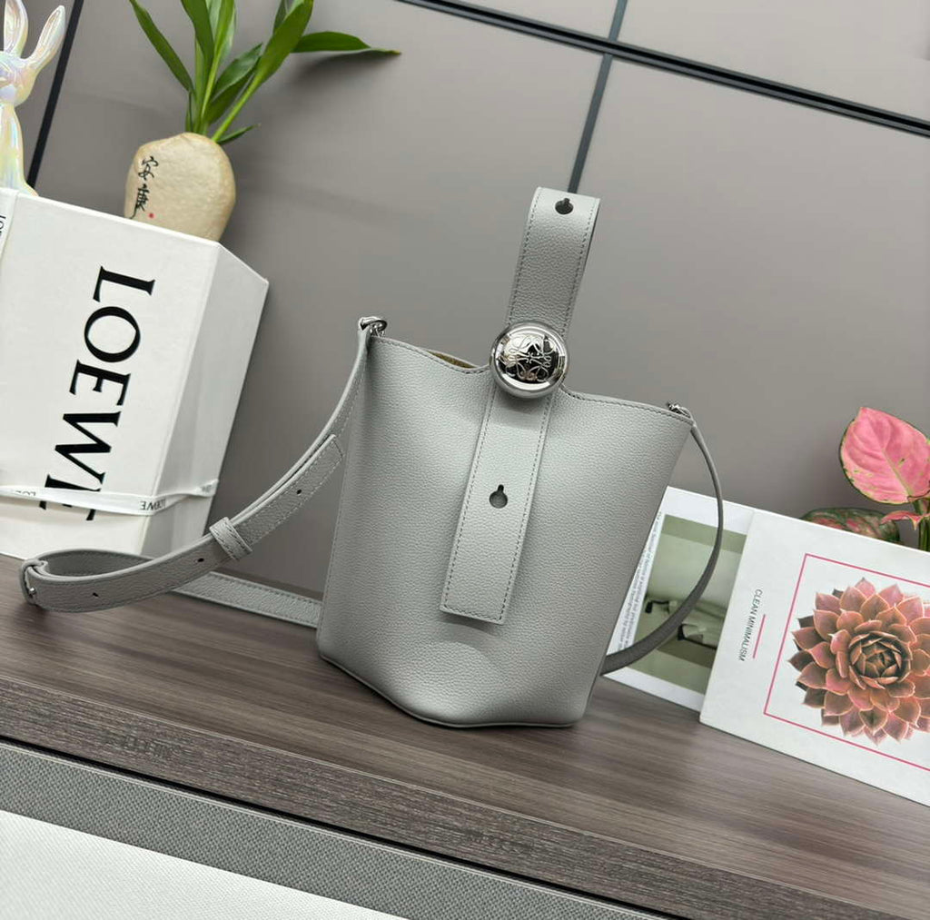 Loewe AANBBBMX02 Mini Pebble Bucket bag in soft grained calfskin Loe8012