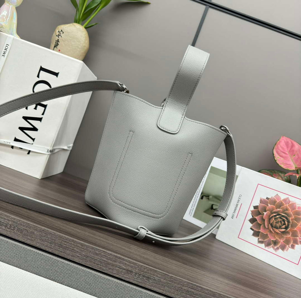 Loewe AANBBBMX02 Mini Pebble Bucket bag in soft grained calfskin Loe8012