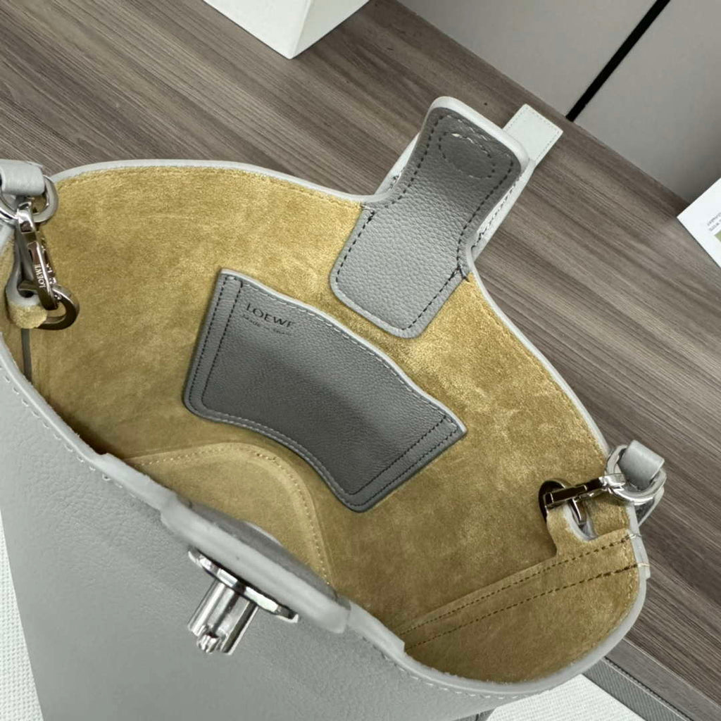 Loewe AANBBBMX02 Mini Pebble Bucket bag in soft grained calfskin Loe8012