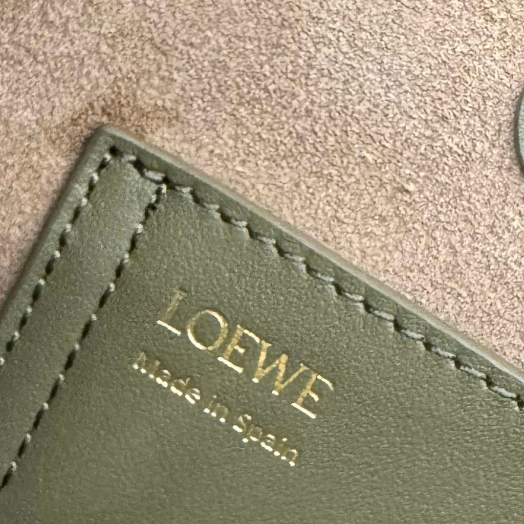 Loewe AANBBBMX02 Mini Pebble Bucket bag in soft grained calfskin Loe8003
