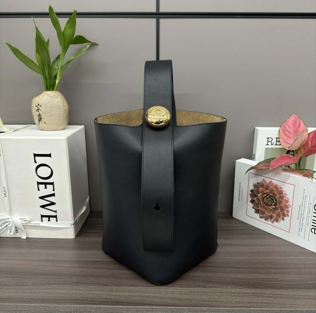 Loewe AANBBBWX01 Medium Pebble Bucket bag in mellow calfskin Black - Default Title - View 1