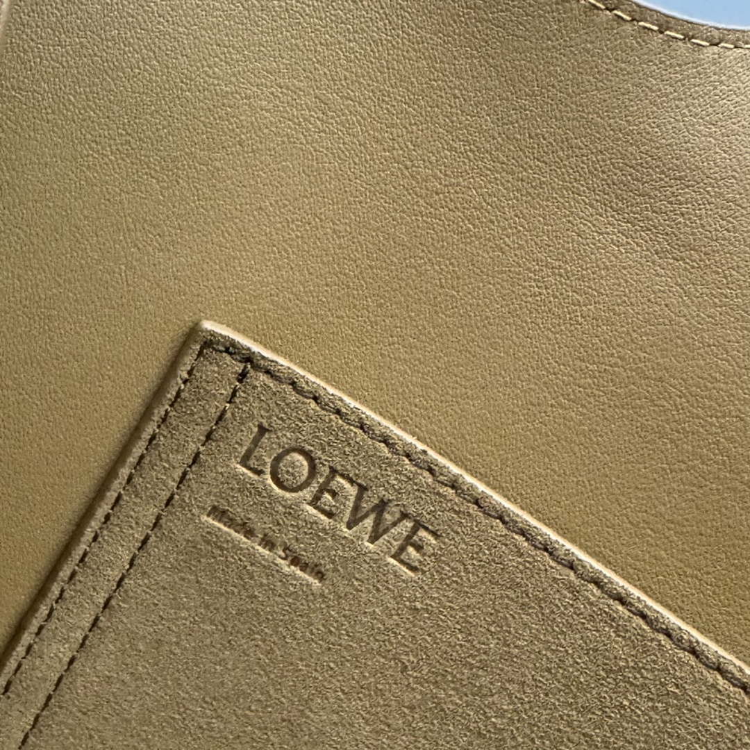 Loewe AANBBBWX01 Large Pebble Bucket bag in mellow Suede cowhide leather Brown