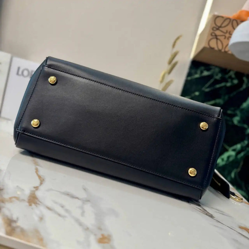 Loewe AANBSPBX01 Large Madrid bag in supple calfskin Black