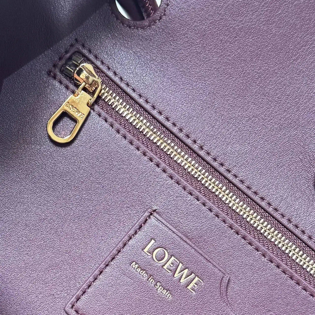 Loewe AANBSPBX01 Large Madrid bag in supple calfskin Wine Red