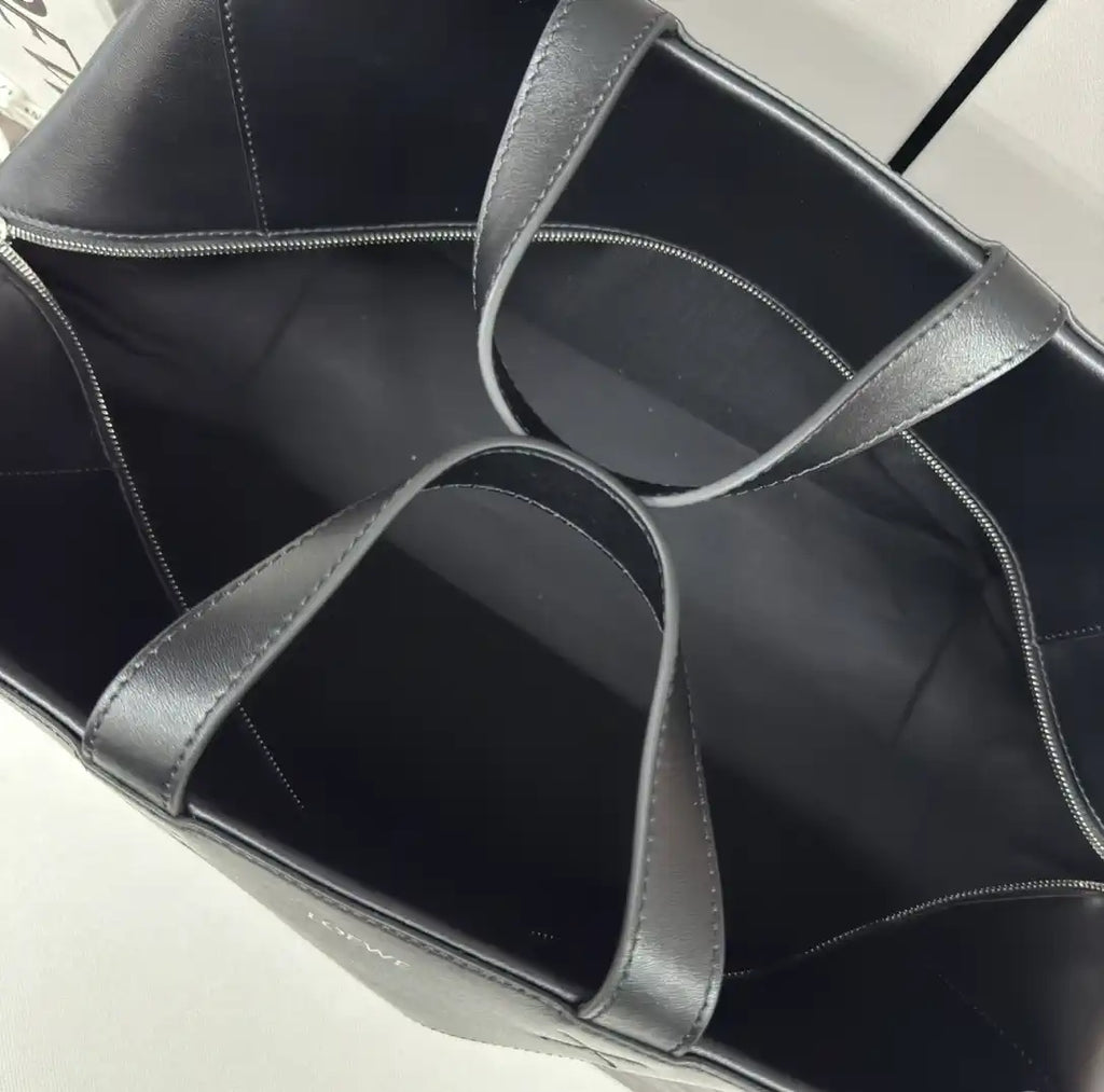 Loewe B510PFMX01 XXL Puzzle Fold tote in shiny calfskin Black