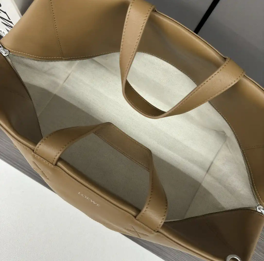 Loewe B510PFMX01 XXL Puzzle Fold tote in shiny calfskin Apricot