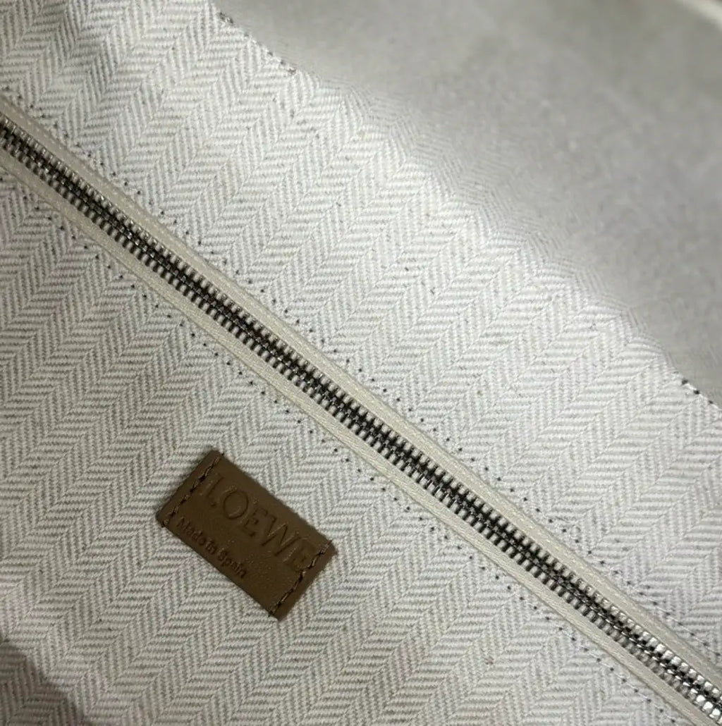 Loewe B510PFMX01 XXL Puzzle Fold tote in shiny calfskin Apricot