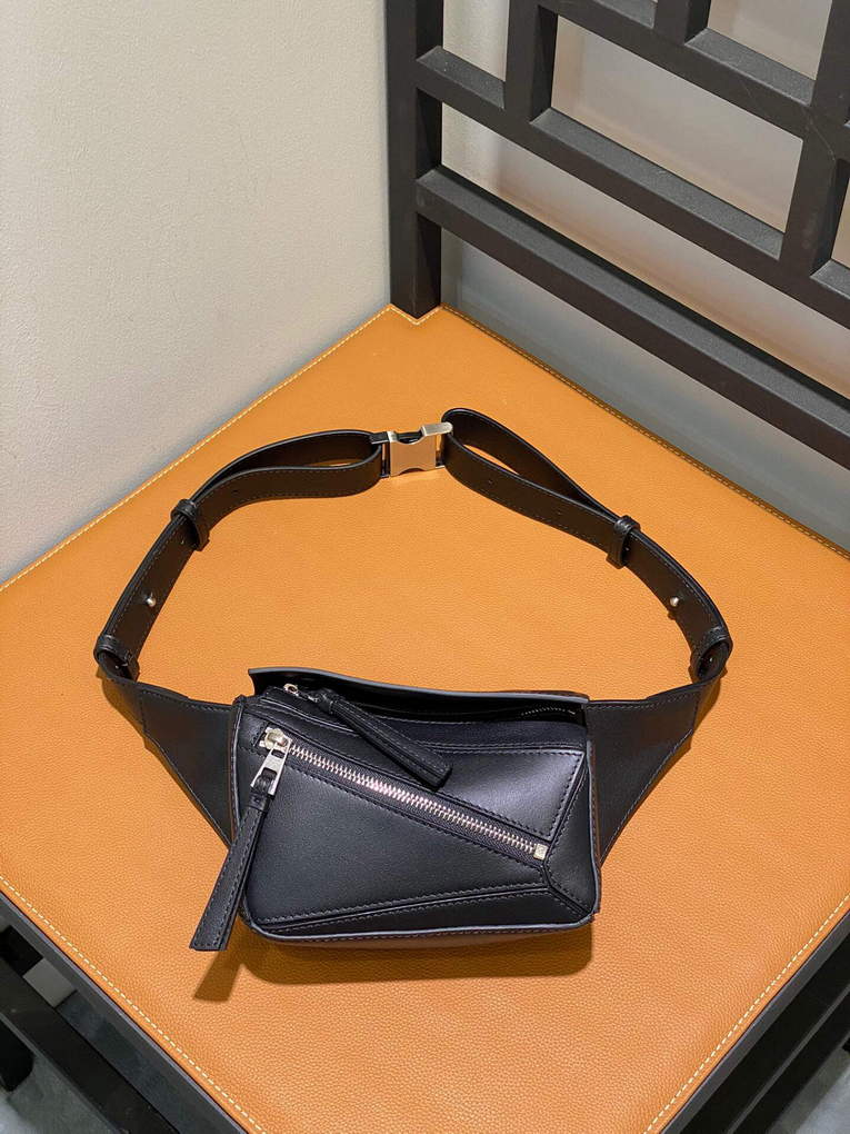 Loewe B510U89X02 Mini Puzzle Bumbag in Classic Calfskin Black - Default Title - View 1