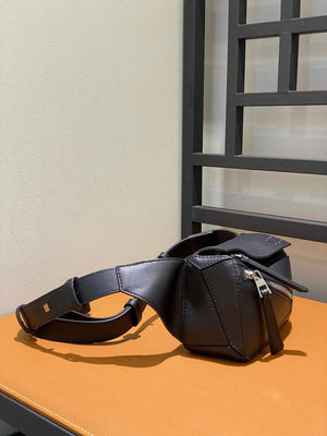 Loewe B510U89X02 Mini Puzzle Bumbag in Classic Calfskin Black - Default Title - View 4