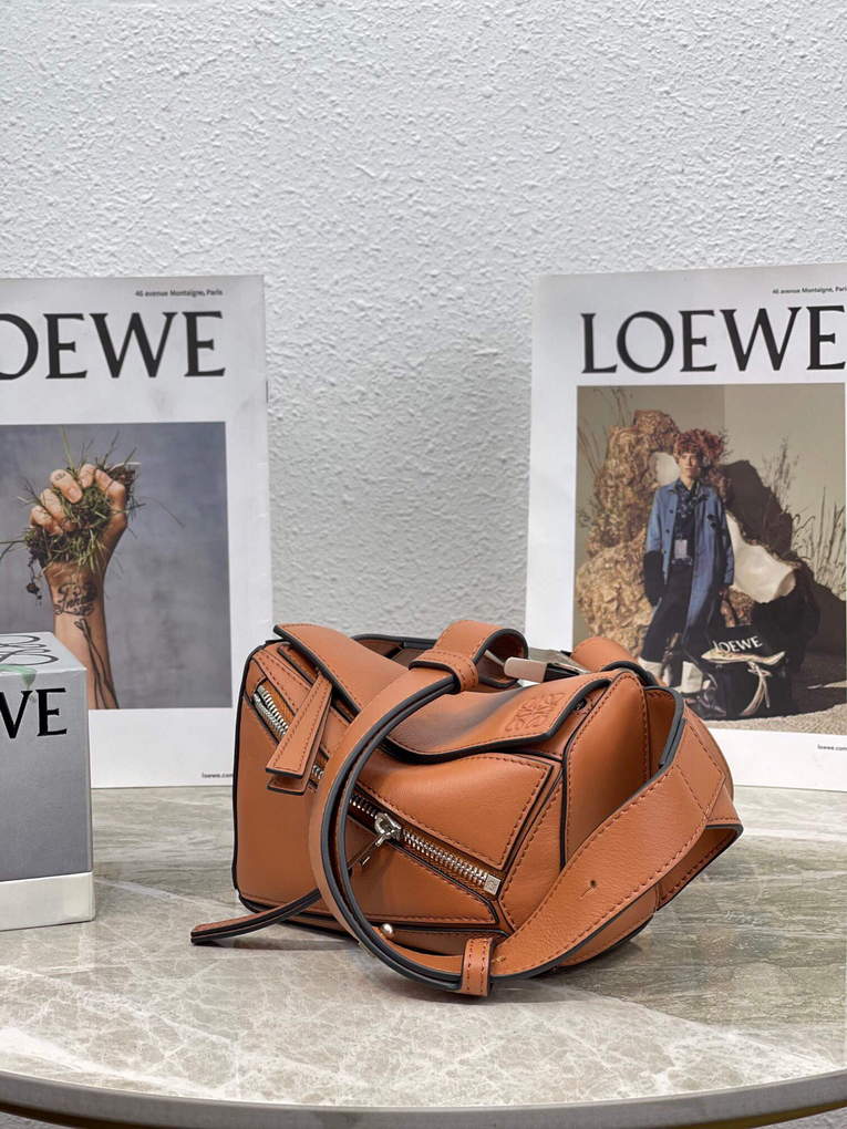 Loewe B510U89X02 Mini Puzzle Bumbag in Classic Calfskin Tan