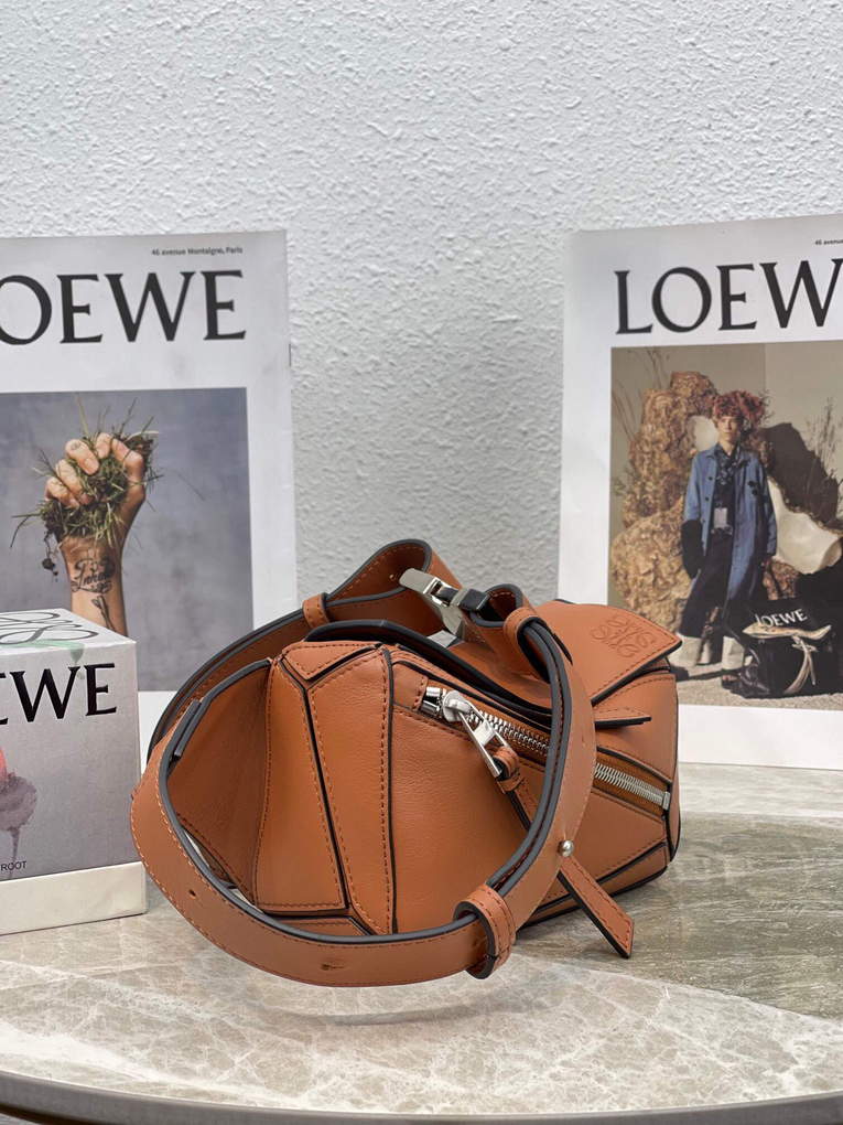 Loewe B510U89X02 Mini Puzzle Bumbag in Classic Calfskin Tan