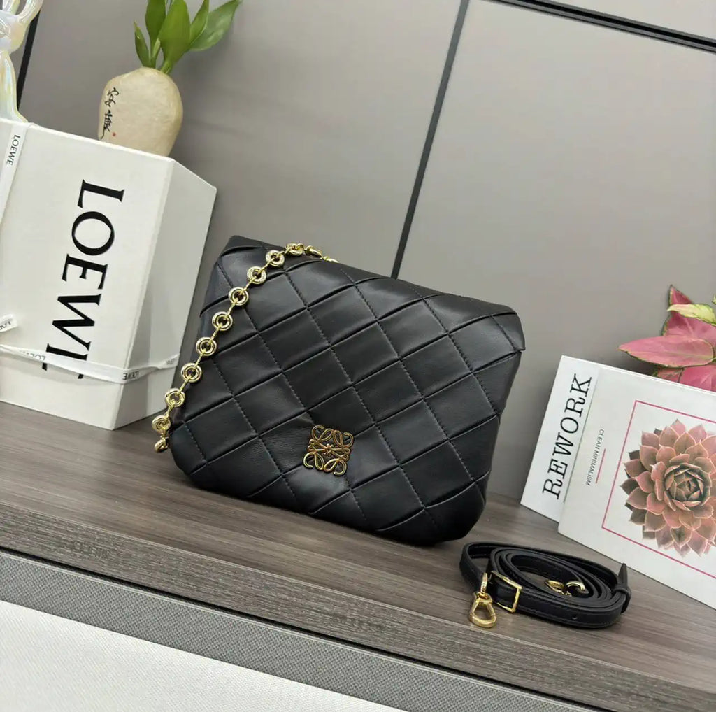 Loewe Large Puffer Goya Bag in Pleated Shiny Nappa 062466 Black
